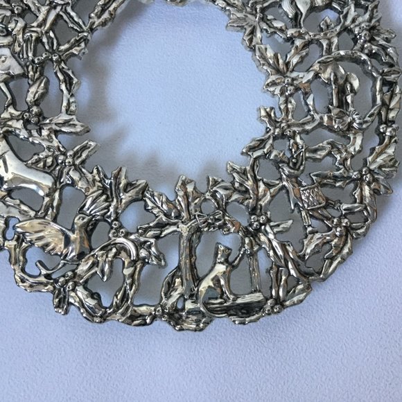 Elegance Silver plated Zinc wreath wall door hanging small Christmas decor vtg - Picture 3 of 5